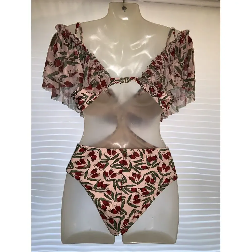 Agua de Coco Pink Berry One Piece bikini Size Medium - Picture 4 of 6